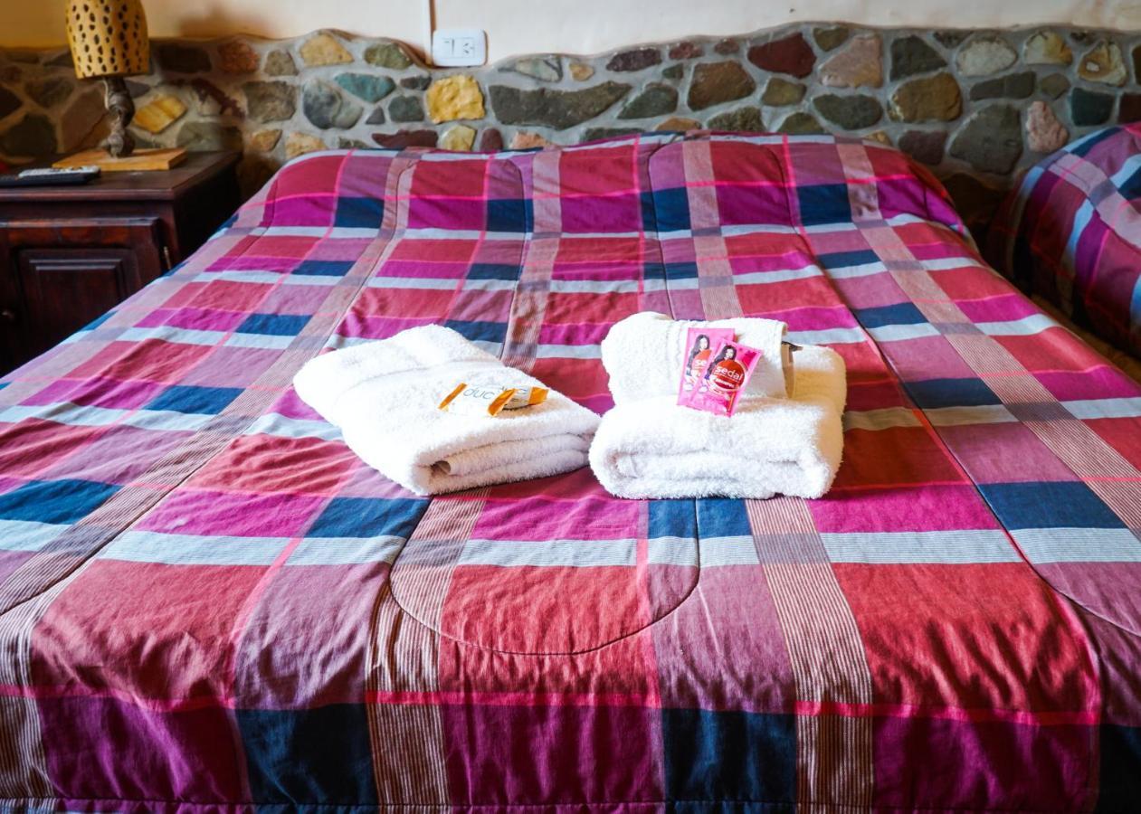 Tierra Andina Hostal Y Cabanas Tilcara Exterior foto